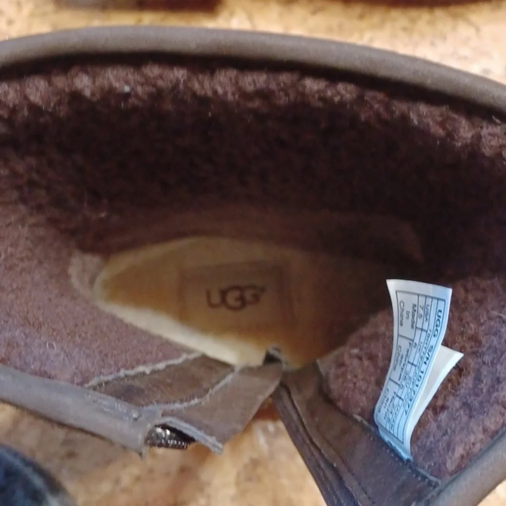 UGG Australia Women's Chocolate Brown Leather & Wool Robbie Boots 7.5 - Picture 7 of 10